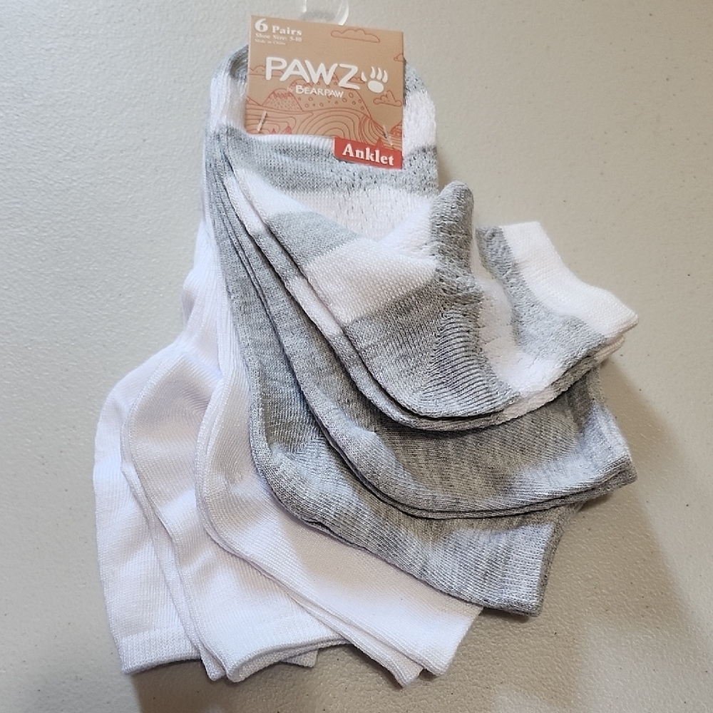 NWT 6 Pairs Pawz Women's Anklet Socks.